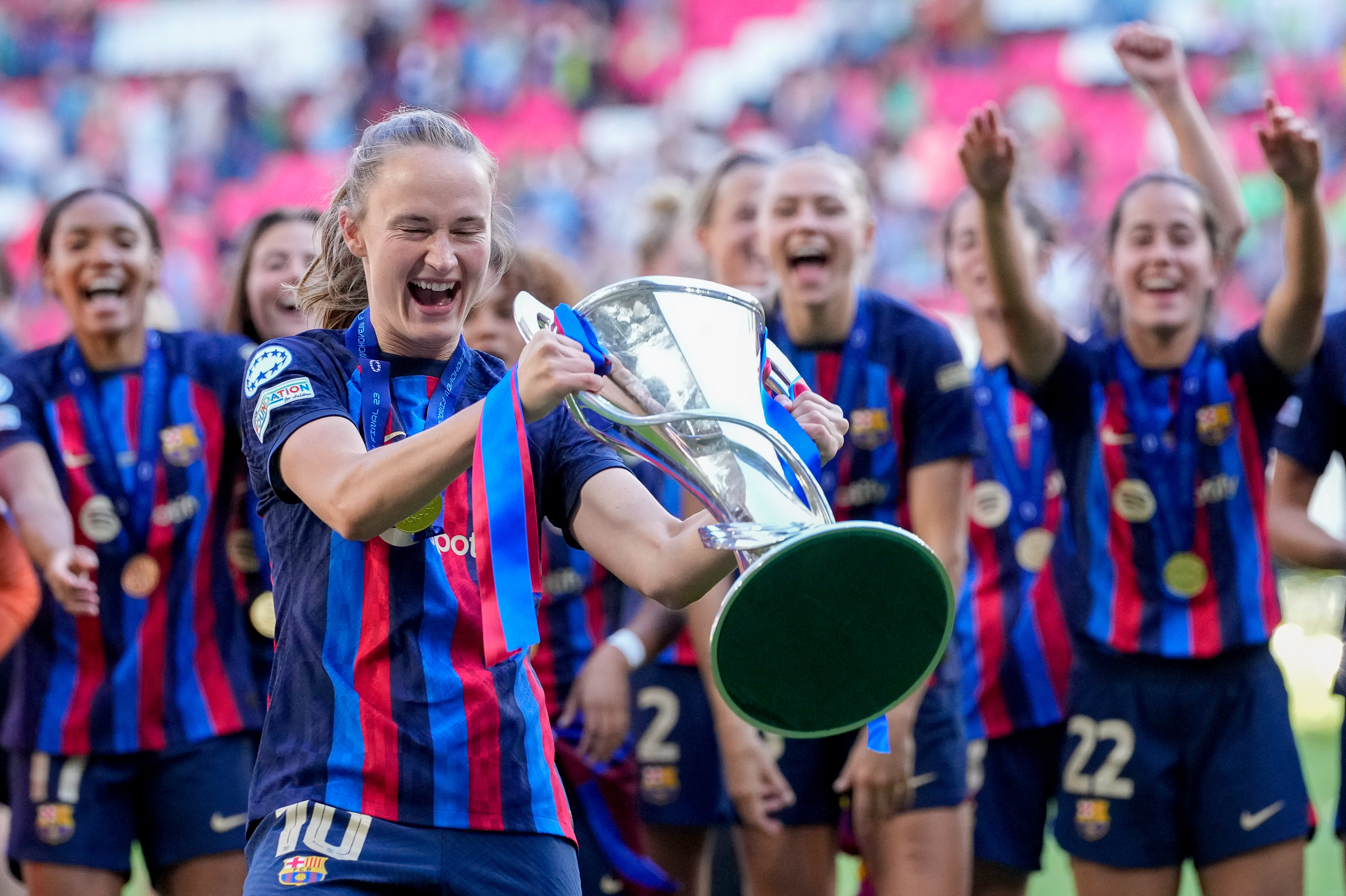 2023 UEFA Women's Champions League Final: Barcelona beat Wolfsburg 3-2 to  win their second Champions League title